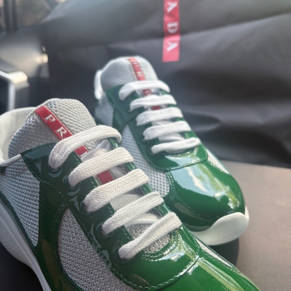 PRADA Americas Cup Vernice Sneaker - Picture 4 of 6